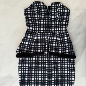 FINDERS KEEPERS Peplum BLK/Navy Dress Size Small